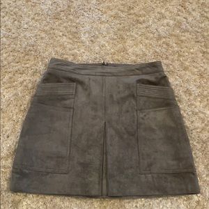 NWOT BCBG skirt